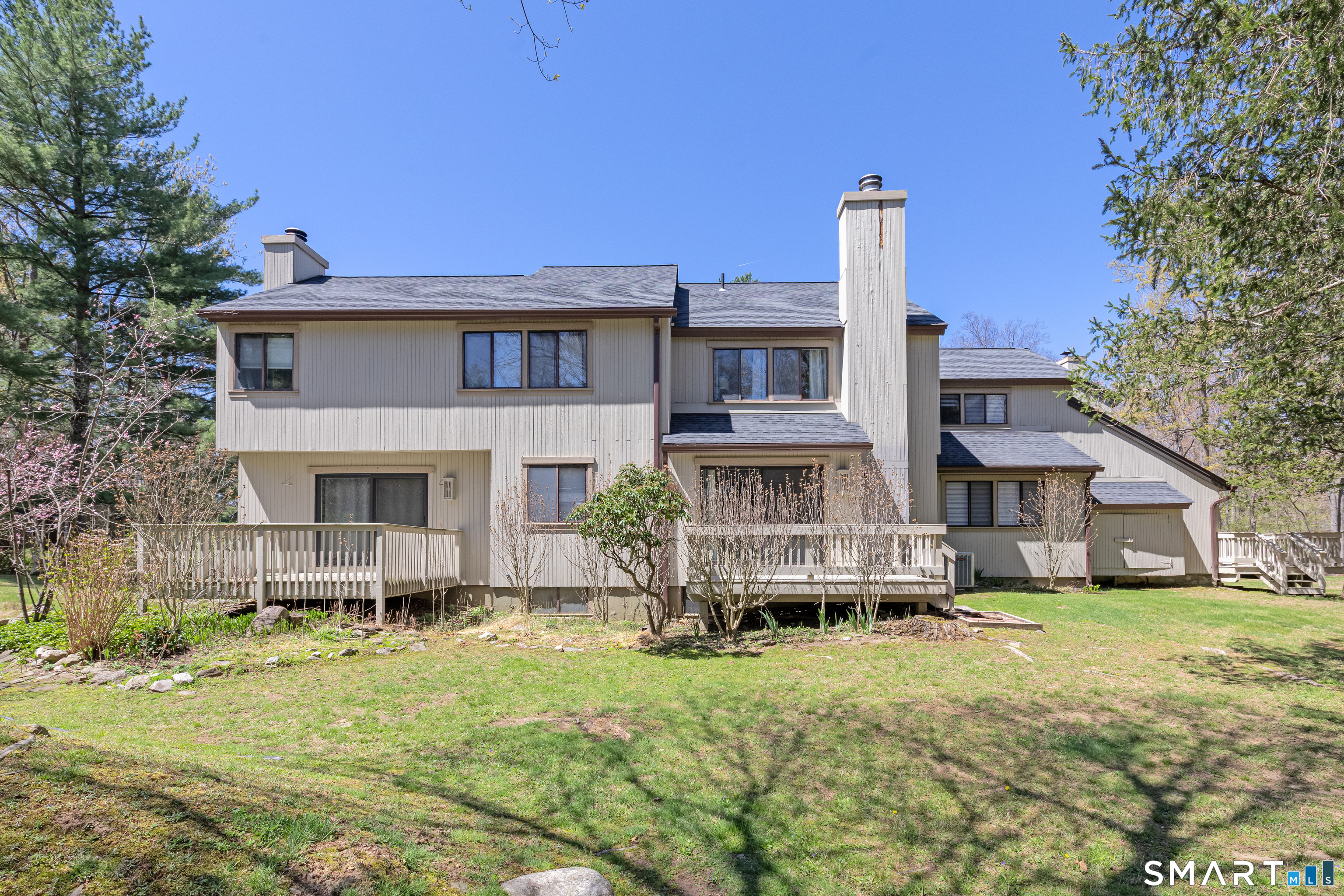 9 Highpoint Court Woodbury CT 06798