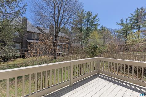 9 Highpoint Court Woodbury CT 06798