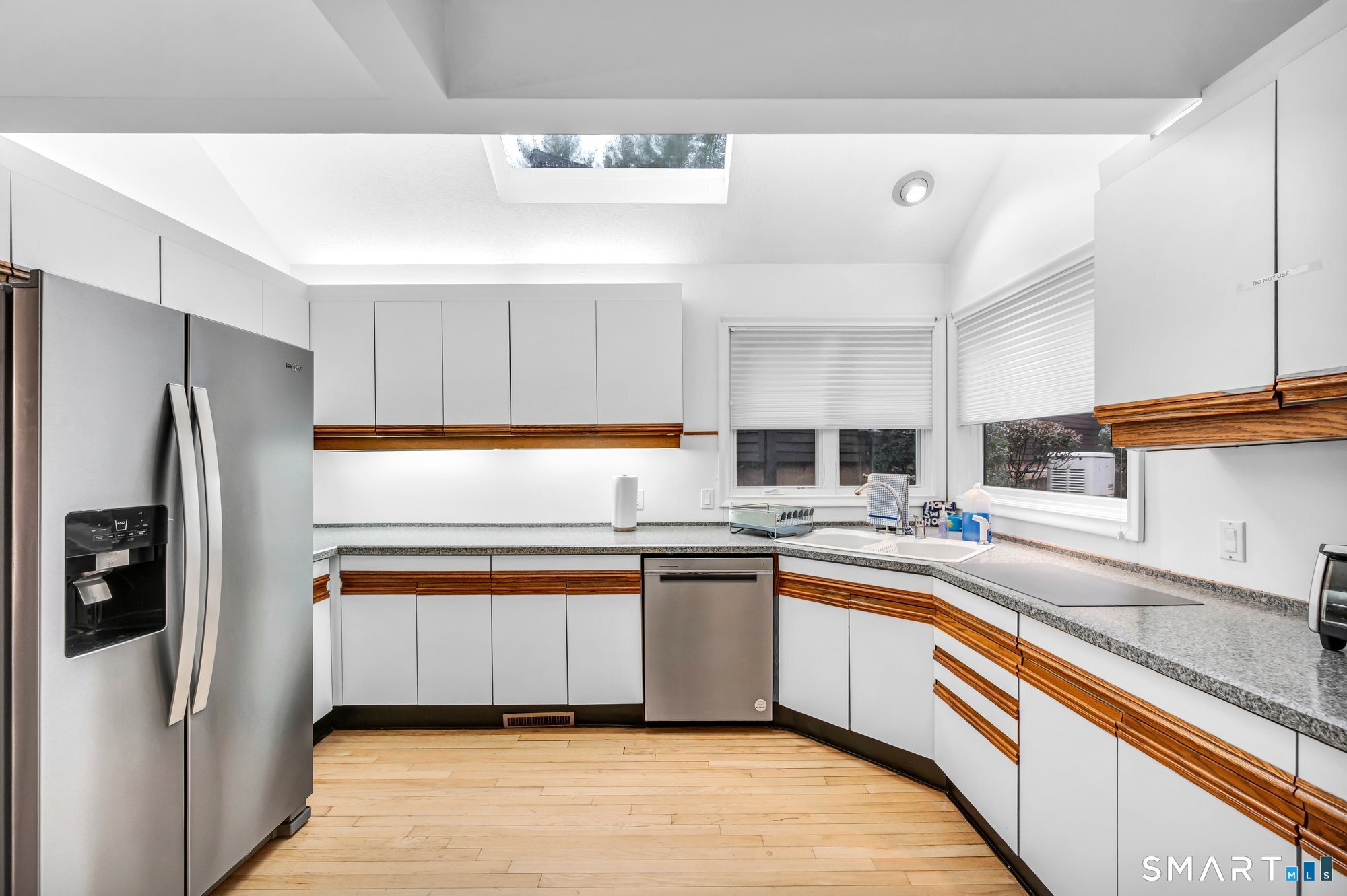 8 Ironwood Road West Hartford CT 06117