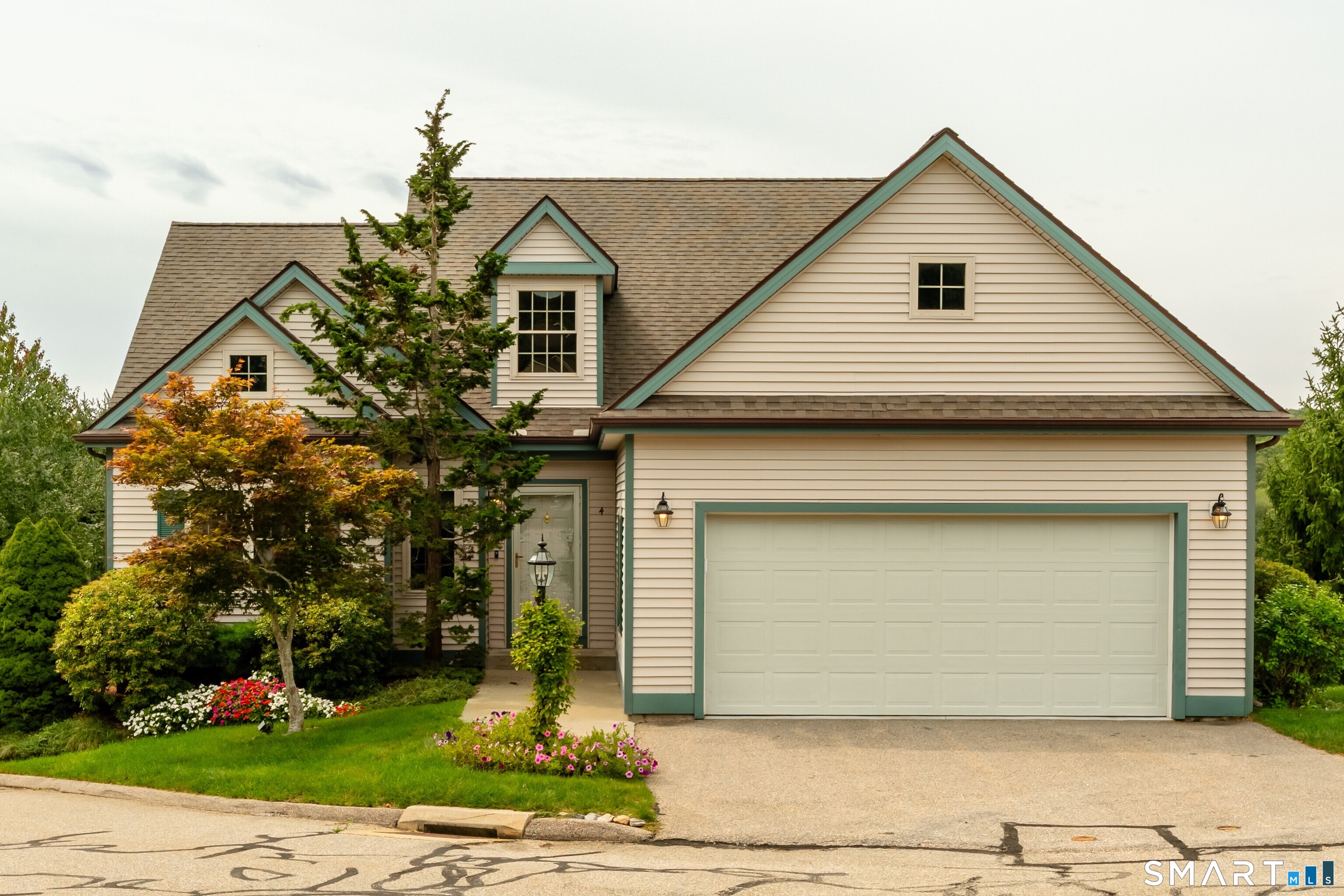 4 Clarks Lane East Lyme CT 06357