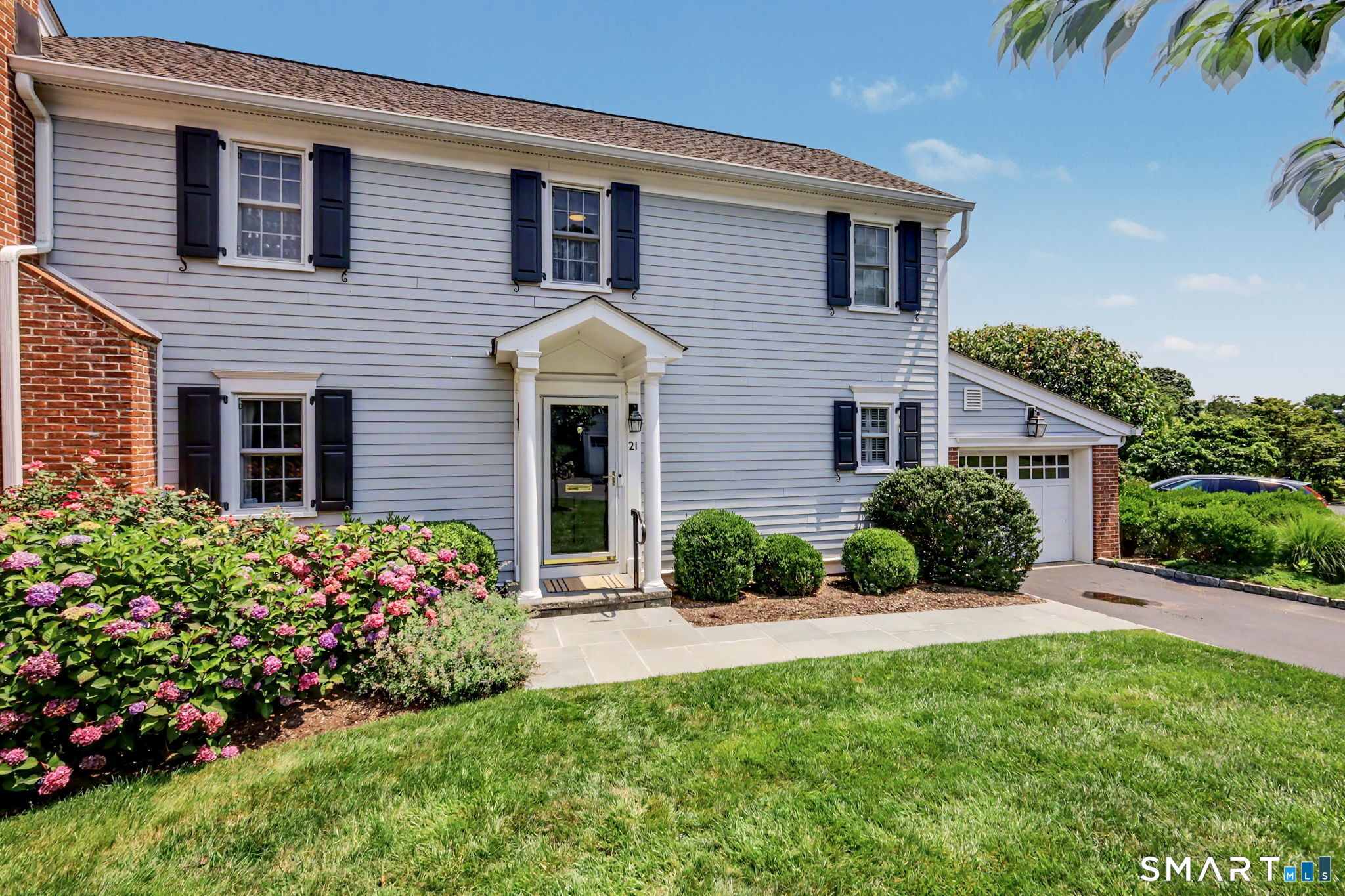 123 Richmond Hill Road New Canaan CT 06840