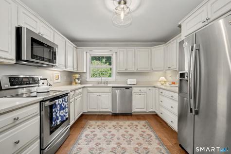 123 Richmond Hill Road New Canaan CT 06840