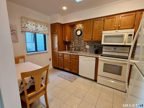 35 Nutmeg Road Middlebury CT 06762
