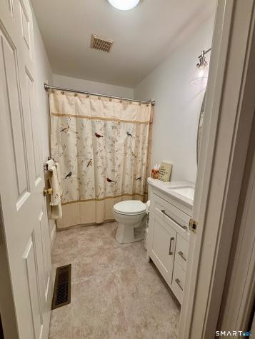 35 Nutmeg Road Middlebury CT 06762