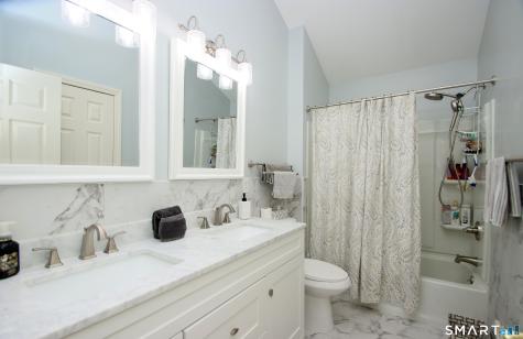 304 Sienna Drive Danbury CT 06810
