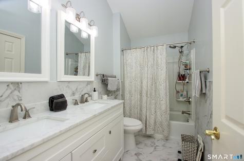 304 Sienna Drive Danbury CT 06810