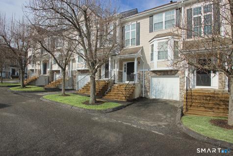 304 Sienna Drive Danbury CT 06810