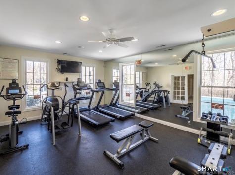304 Sienna Drive Danbury CT 06810