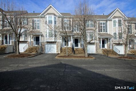304 Sienna Drive Danbury CT 06810
