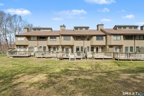 45 Far View Commons Southbury CT 06488