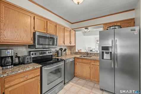 45 Far View Commons Southbury CT 06488