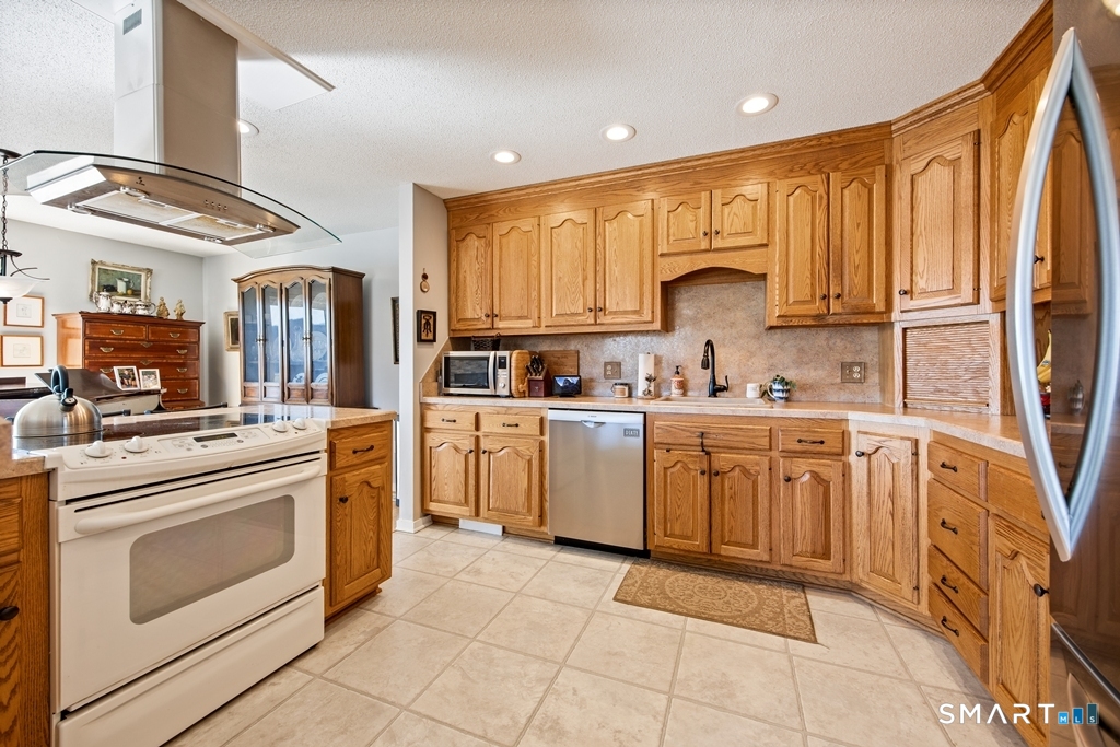 12 Spindle Hill Road Wolcott CT 06716