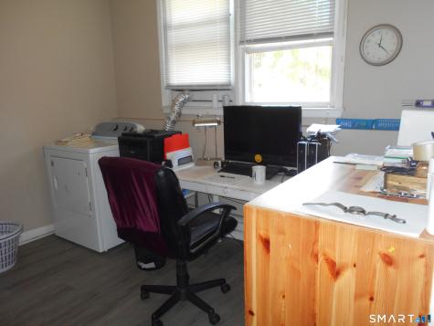 25 Donna Drive New Haven CT 06511