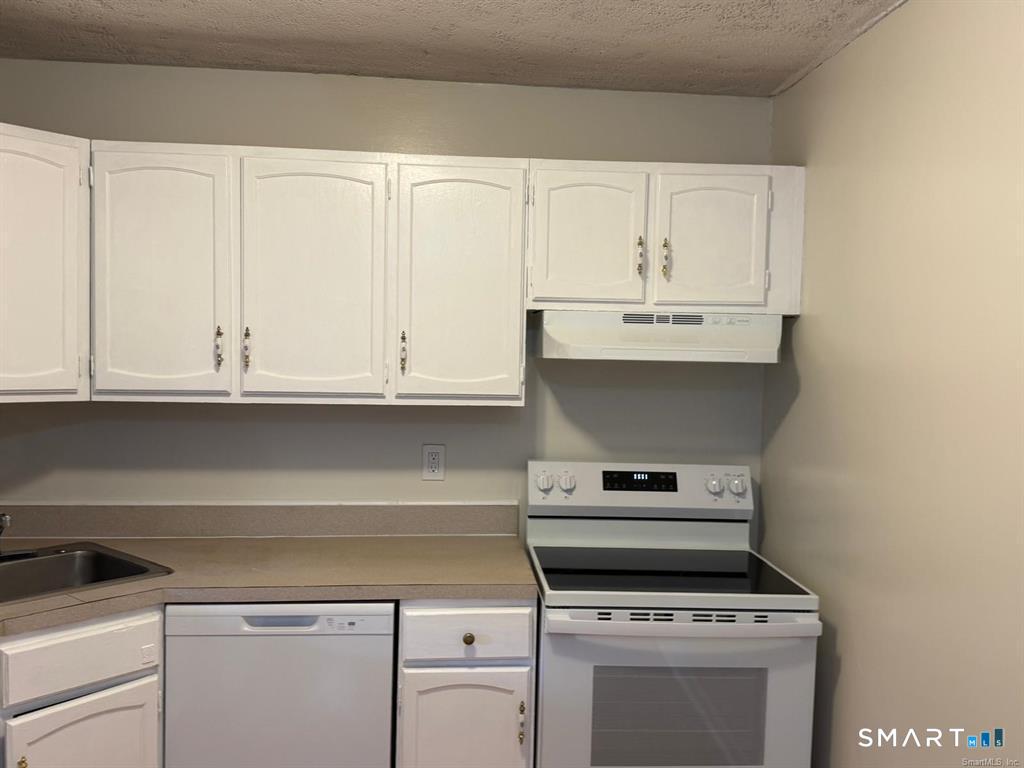 1274 East Main Street Meriden CT 06450