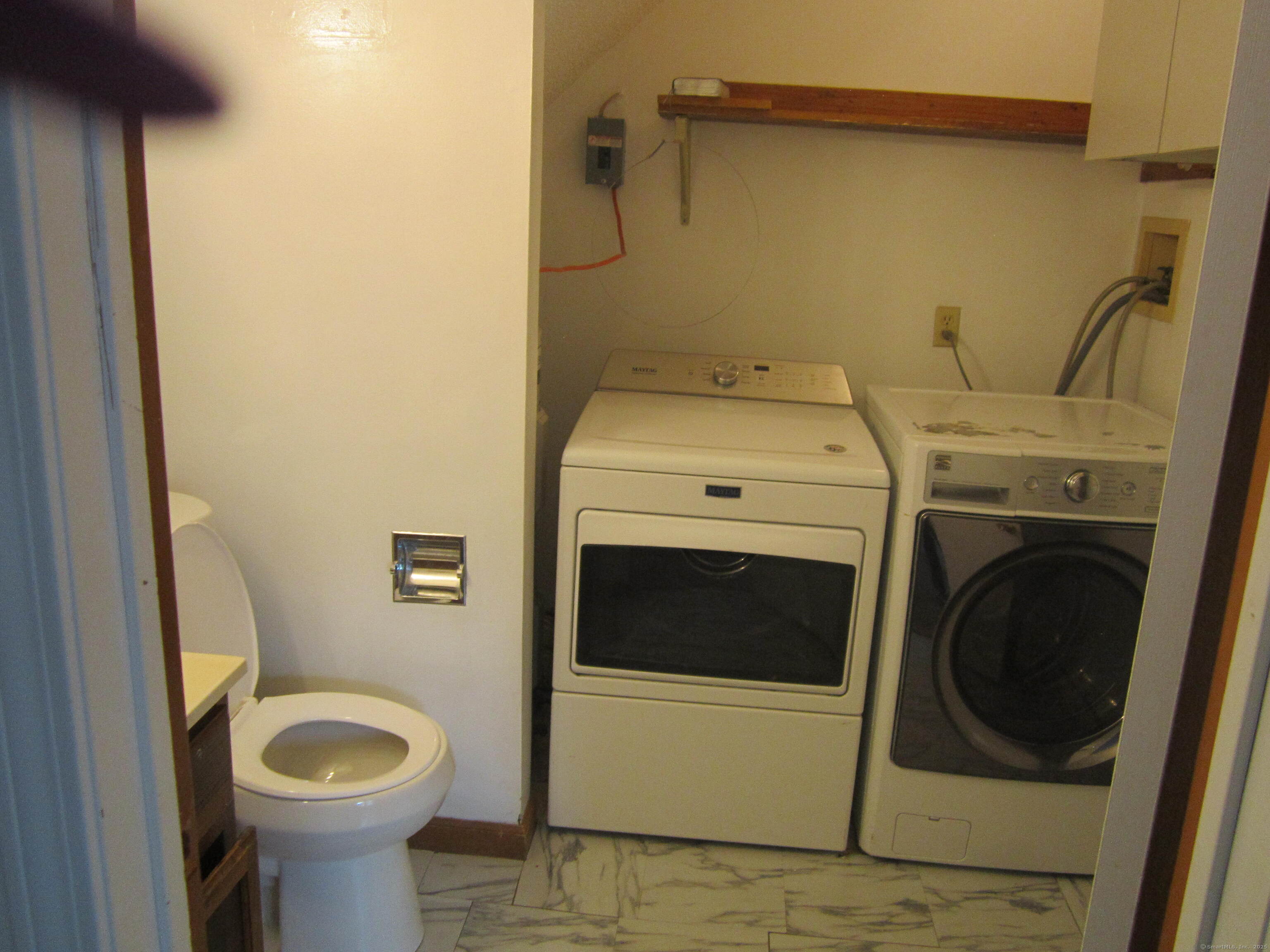 64 Deerwood Lane Waterbury CT 06704