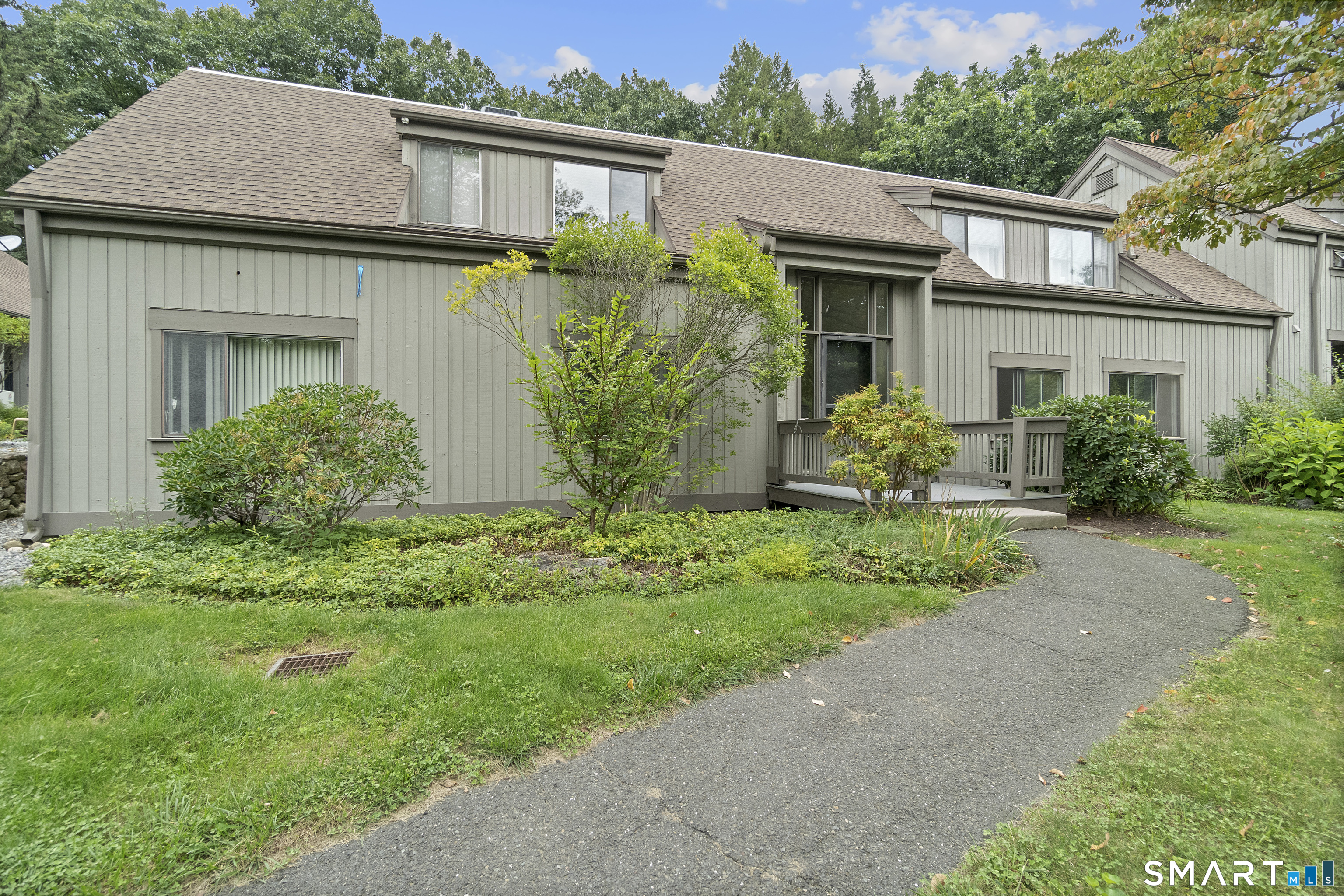 469 Heritage Village Southbury CT 06488