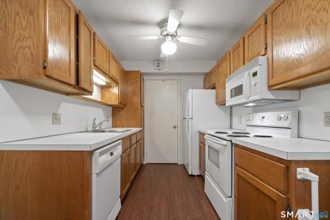 469 Heritage Village Southbury CT 06488
