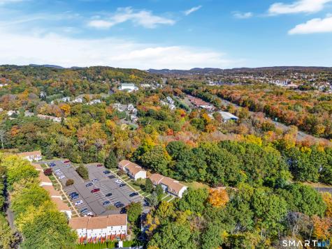 129 Brentwood Drive Wallingford CT 06492