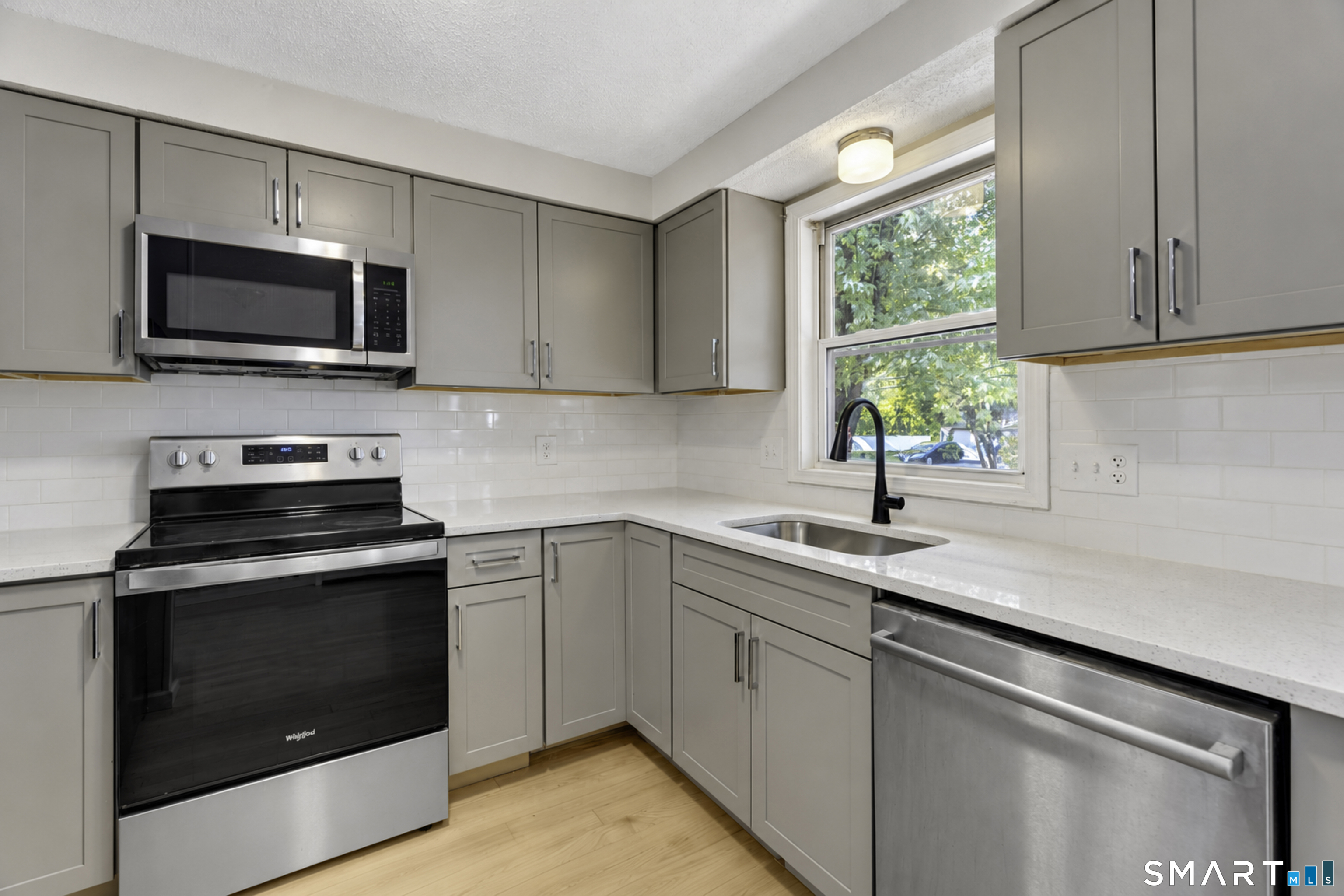 129 Brentwood Drive Wallingford CT 06492
