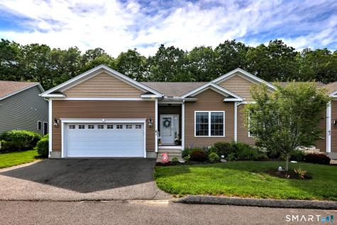 61 Pondview Circle Beacon Falls CT 06403