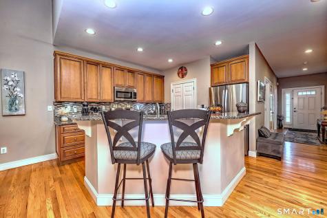 61 Pondview Circle Beacon Falls CT 06403
