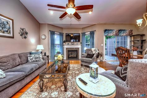 61 Pondview Circle Beacon Falls CT 06403