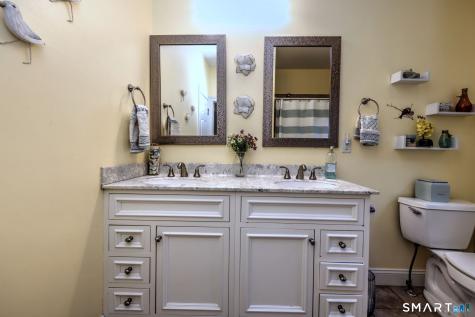 61 Pondview Circle Beacon Falls CT 06403
