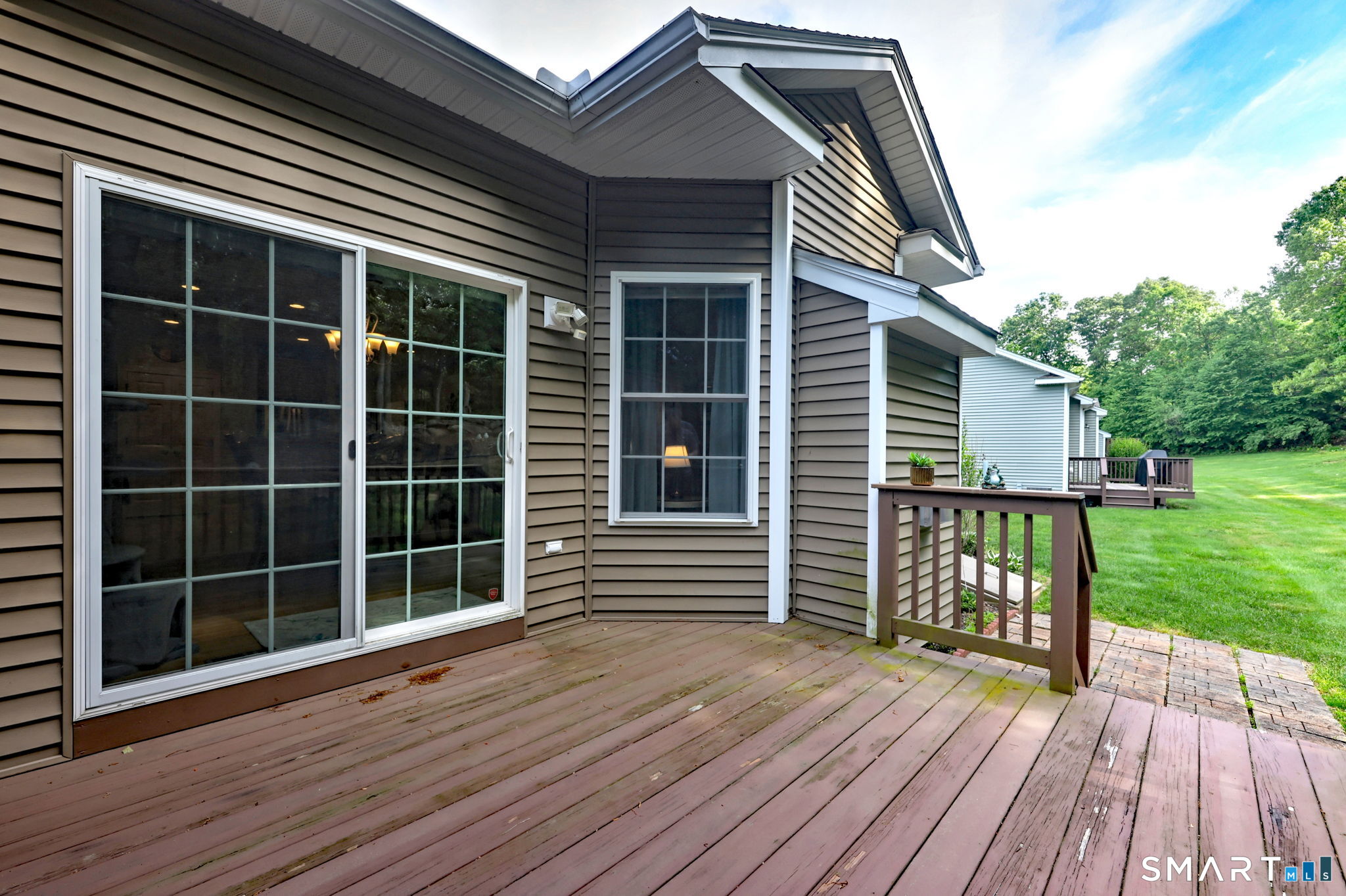 61 Pondview Circle Beacon Falls CT 06403