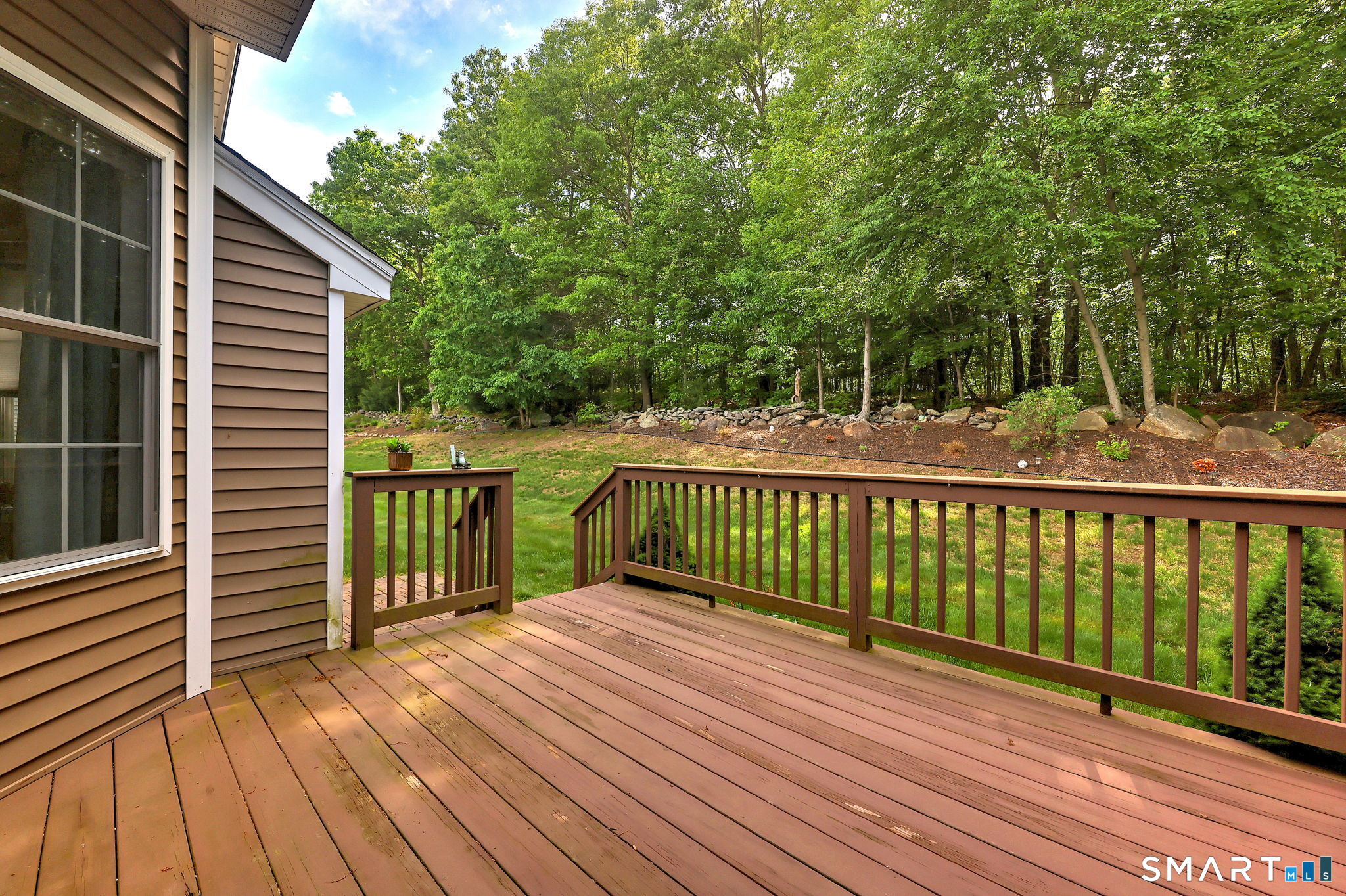 61 Pondview Circle Beacon Falls CT 06403