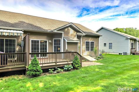 61 Pondview Circle Beacon Falls CT 06403