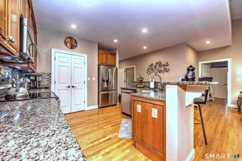 61 Pondview Circle Beacon Falls CT 06403