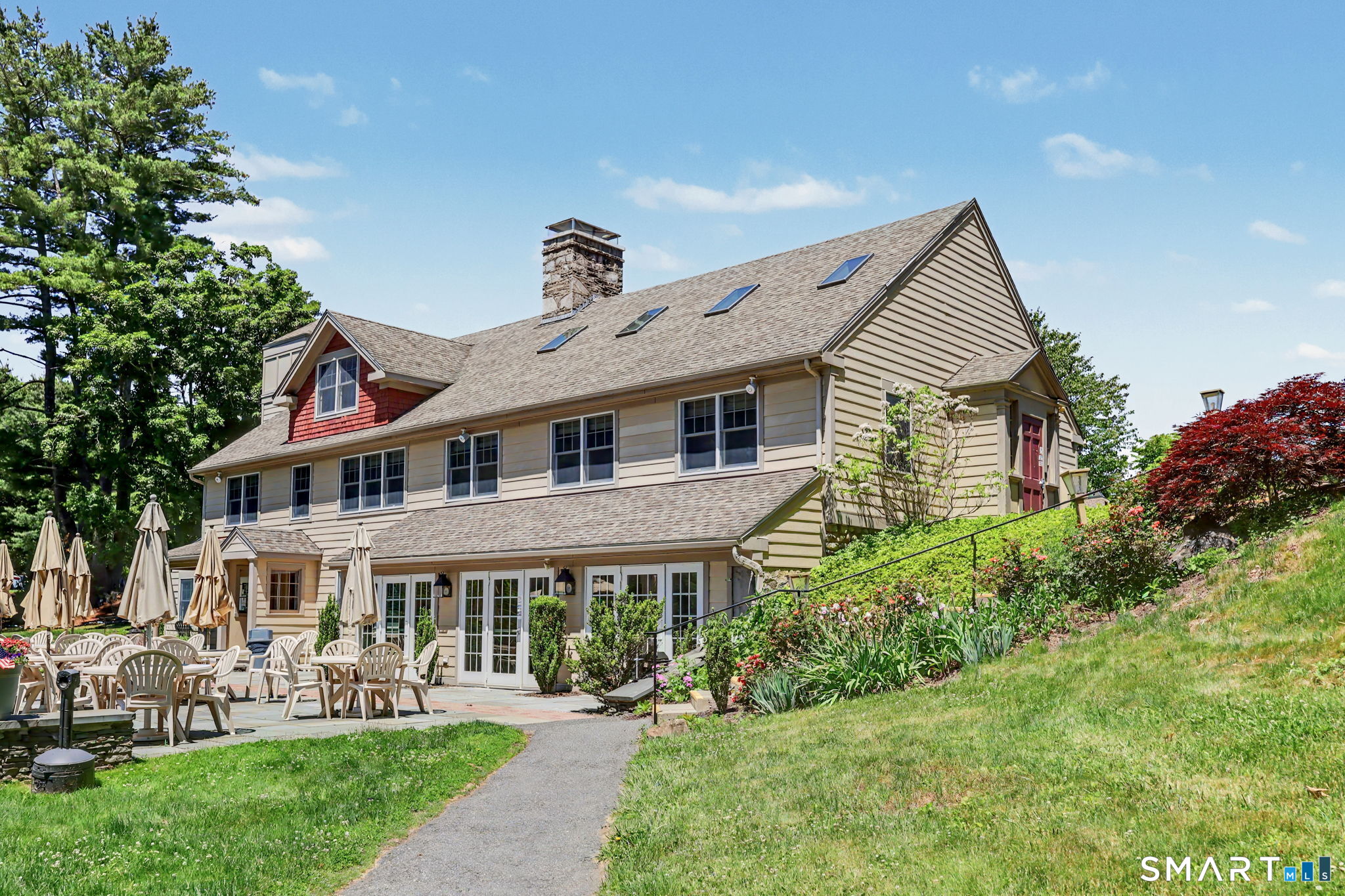 411 Heritage Village Southbury CT 06488