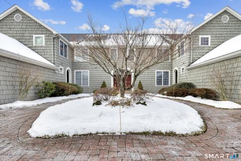 17 Harwich Lane West Hartford CT 06117
