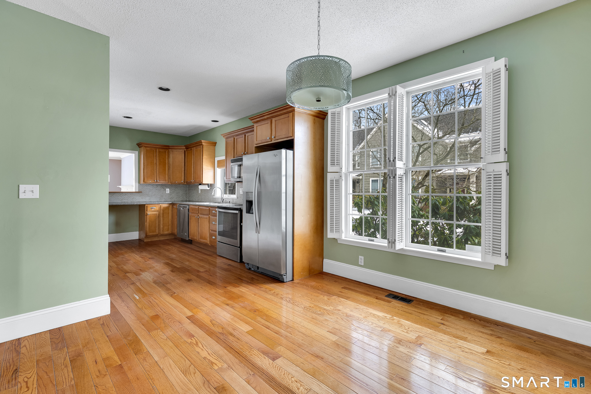 17 Harwich Lane West Hartford CT 06117