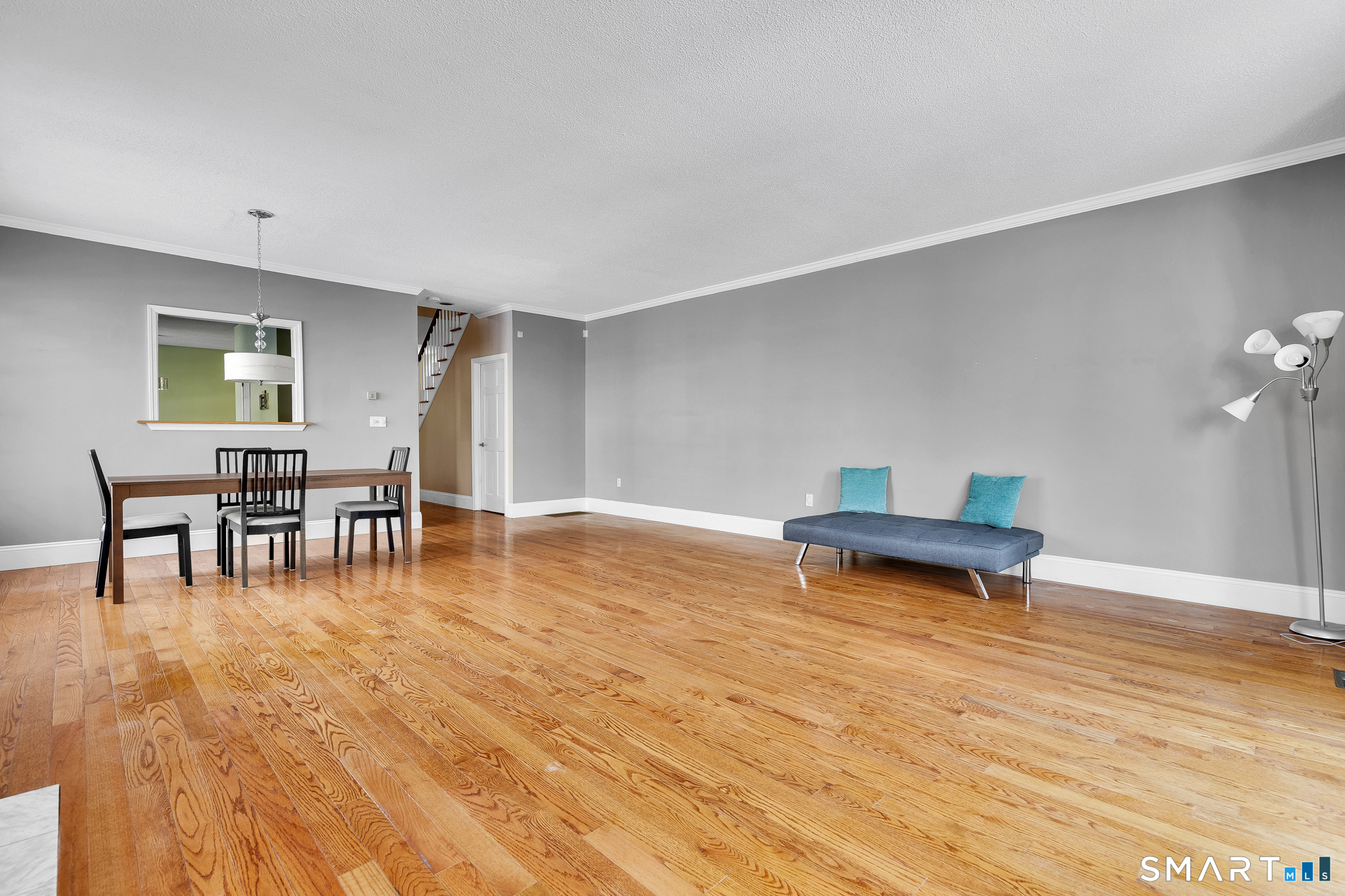 17 Harwich Lane West Hartford CT 06117