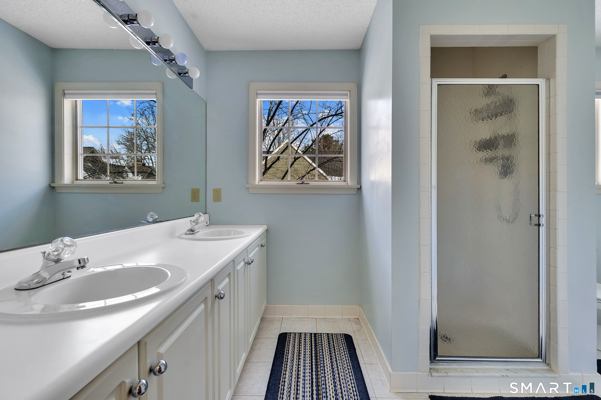 17 Harwich Lane West Hartford CT 06117