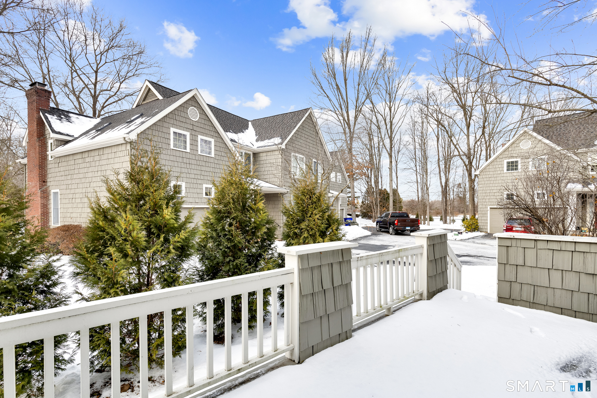 17 Harwich Lane West Hartford CT 06117