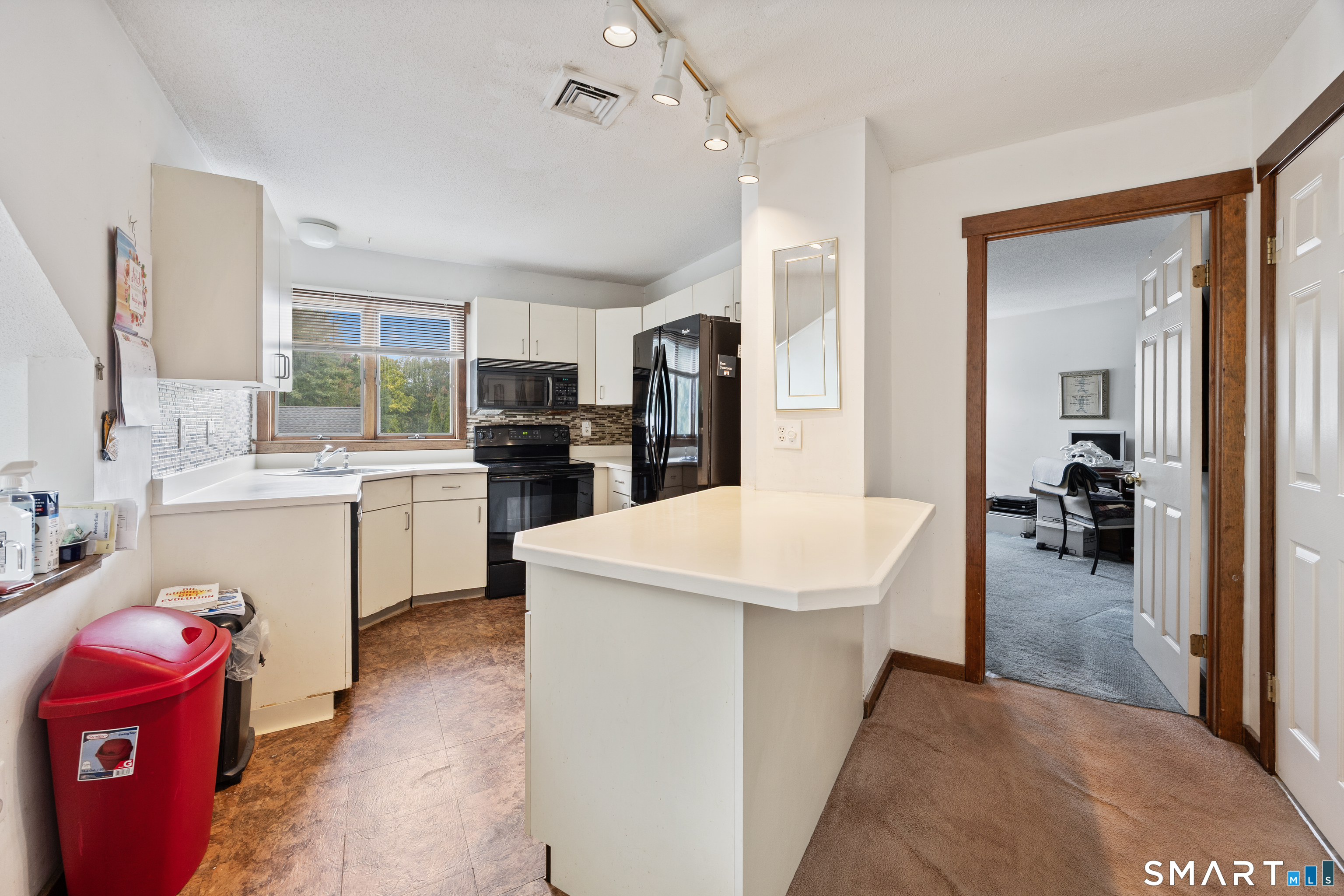 4 Winchester Court Farmington CT 06032