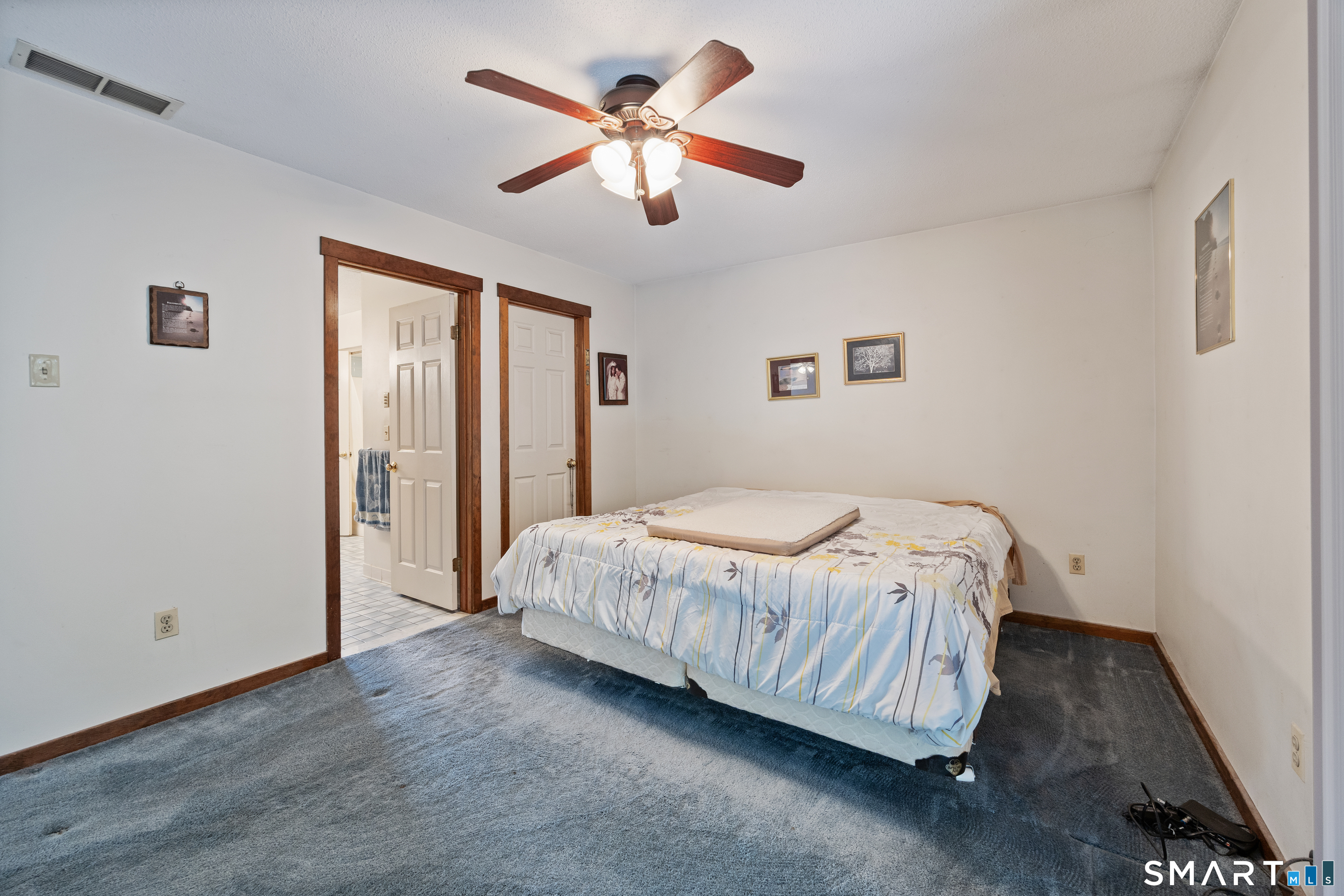 4 Winchester Court Farmington CT 06032