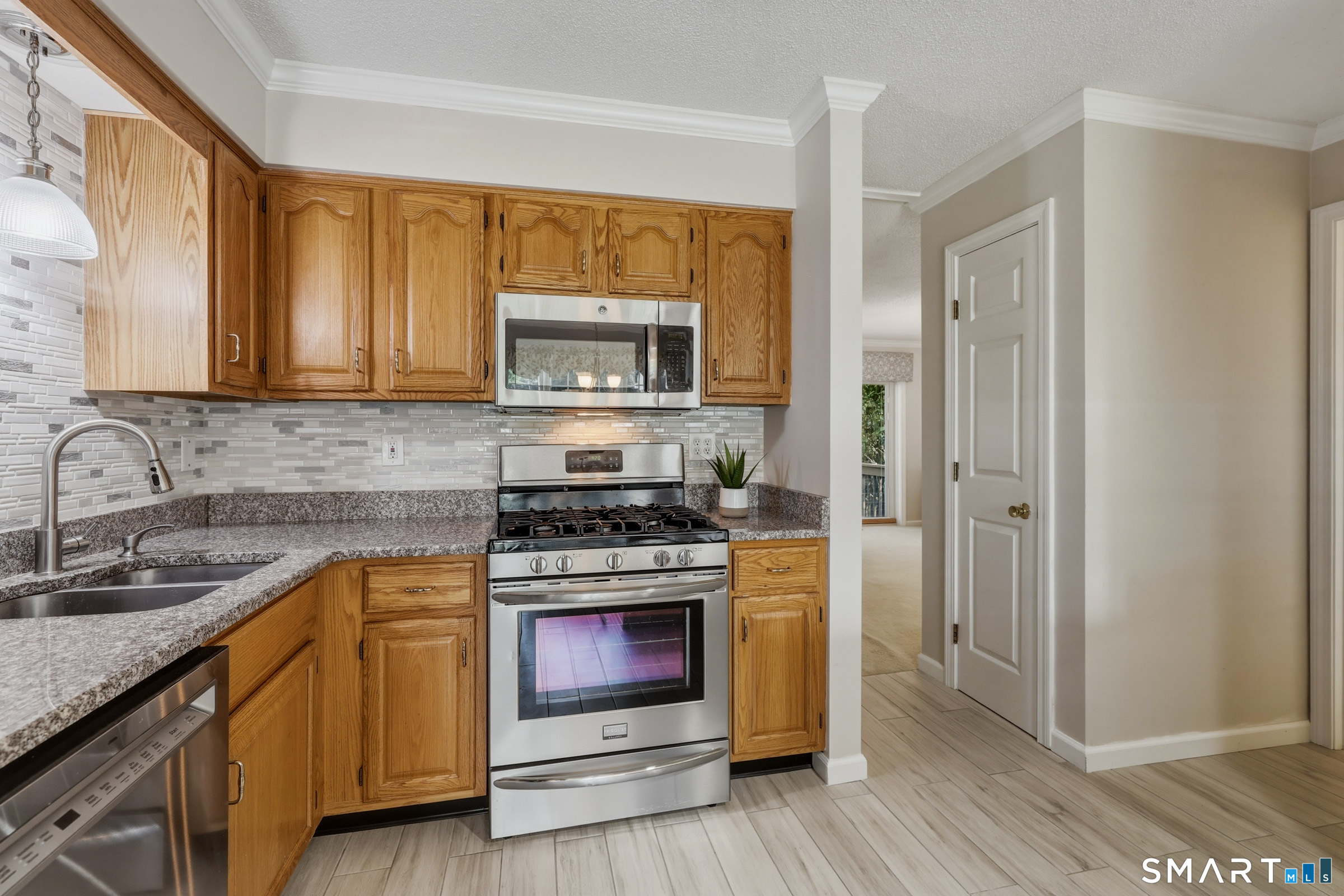 55 Dartmoor Road Enfield CT 06082