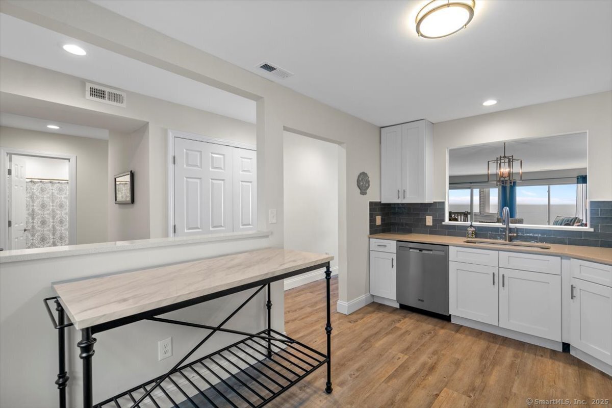 1 Mansfield Grove Road East Haven CT 06512