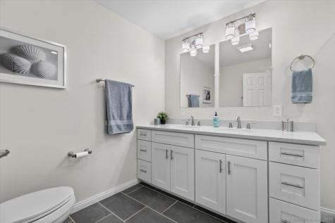 1 Mansfield Grove Road East Haven CT 06512