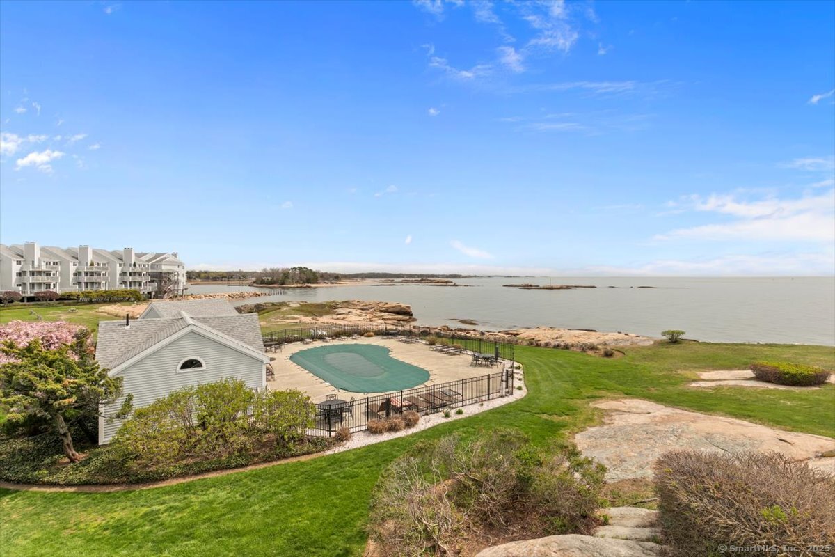1 Mansfield Grove Road East Haven CT 06512