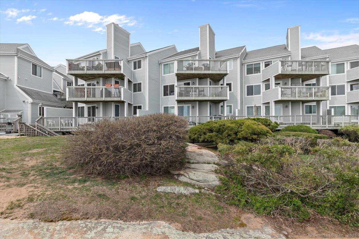 1 Mansfield Grove Road East Haven CT 06512