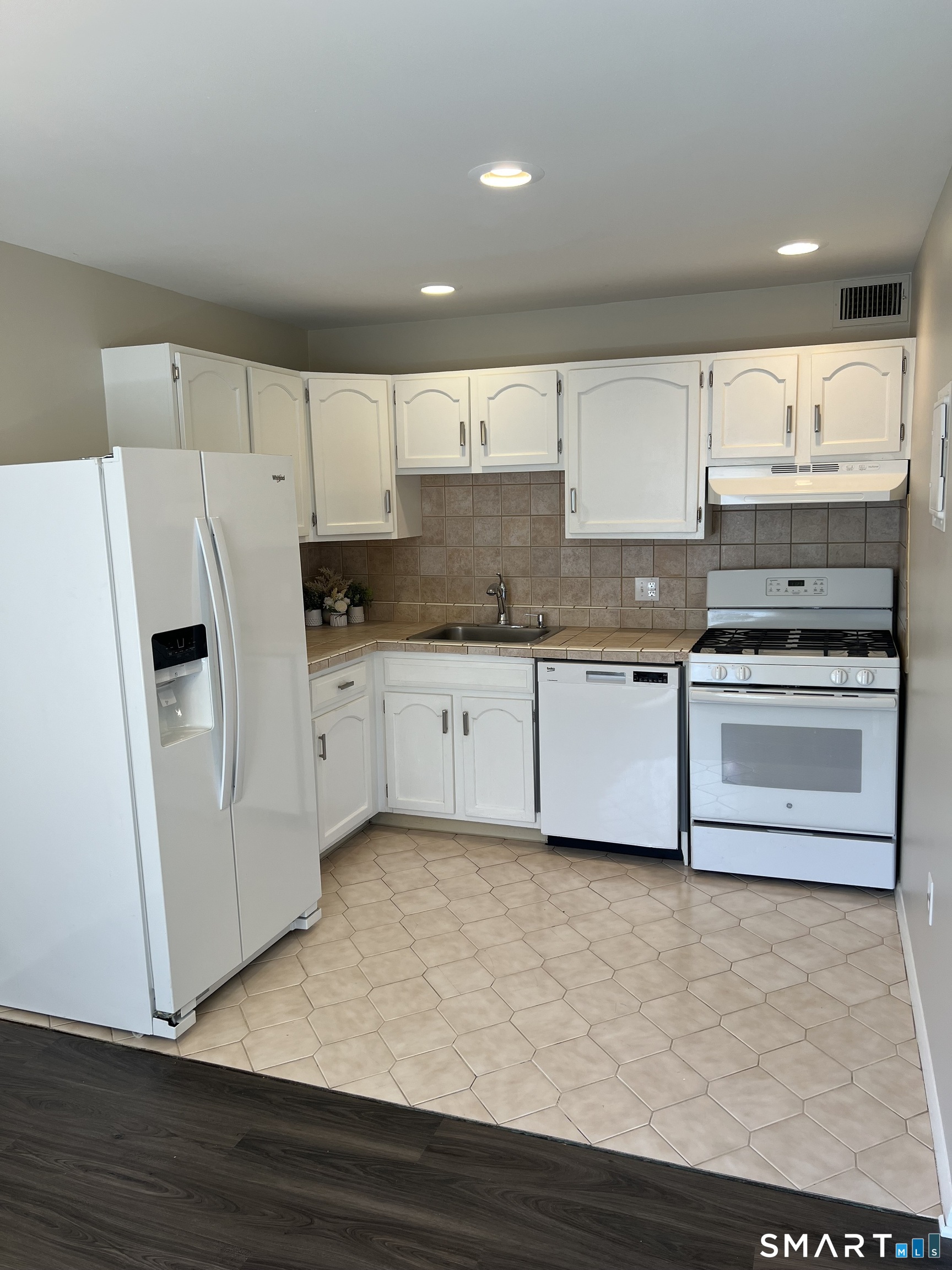 45 Cottonwood Road Newington CT 06111