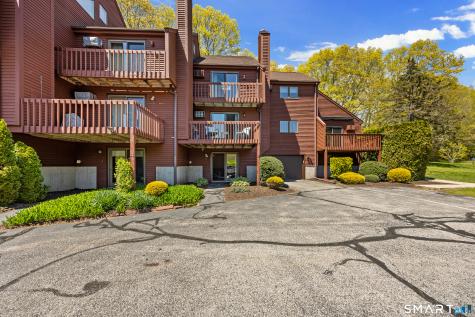 97 West Main Street East Lyme CT 06357