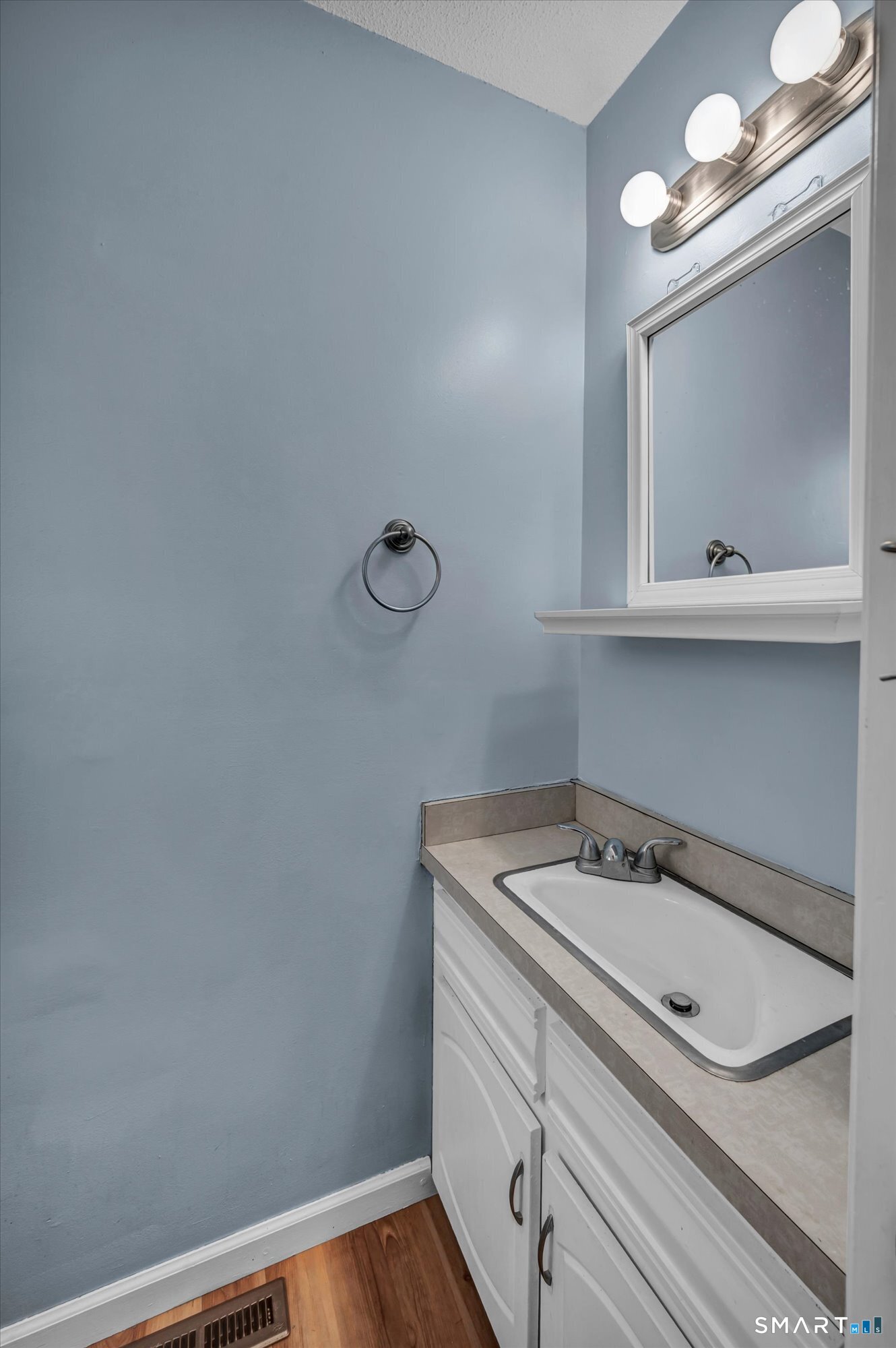 272 Monticello Drive Branford CT 06405