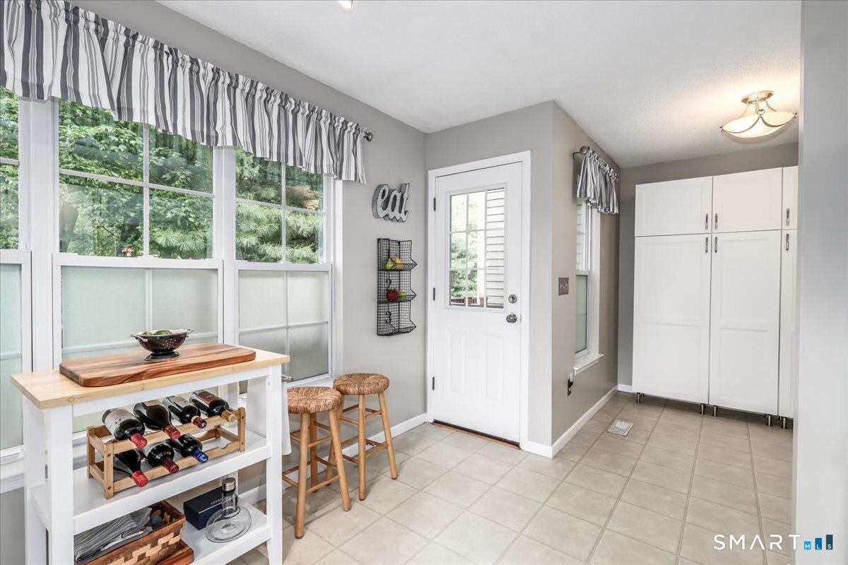 212 Algonquin Trail Trumbull CT 06611