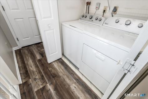212 Algonquin Trail Trumbull CT 06611