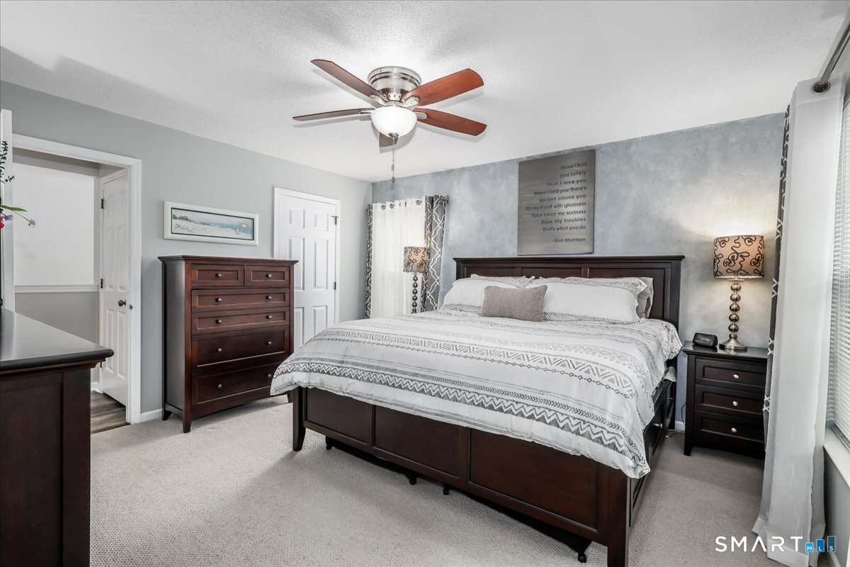 212 Algonquin Trail Trumbull CT 06611